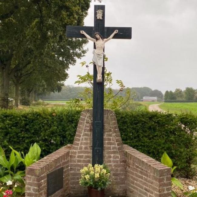 Kruis Vervoort, Hombergerweg/Rozenlaan