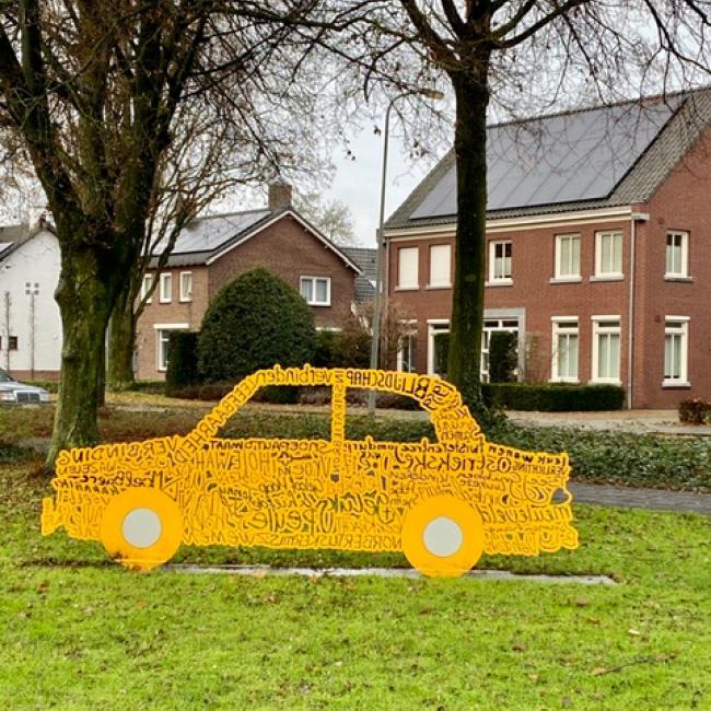 De Dafjes, Horst en herdenkingsplaquette Hub van Doorne