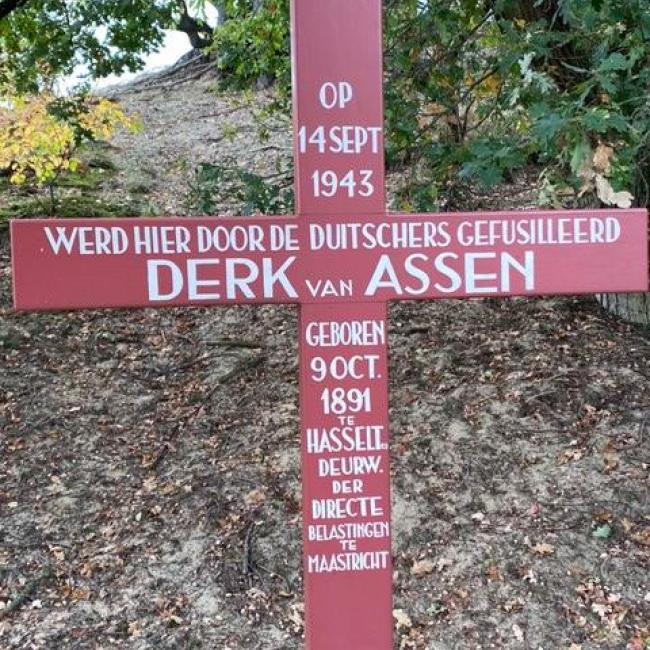 Memoriekruis Derk van Assen