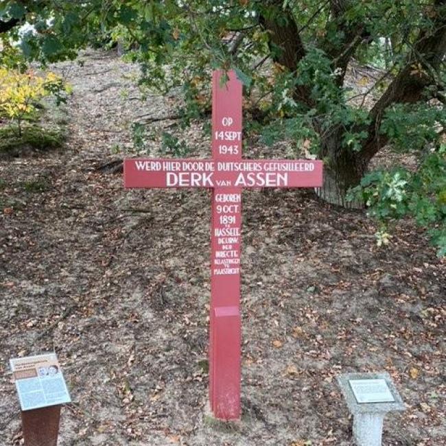 Memoriekruis Derk van Assen